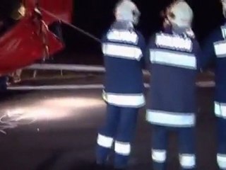 Hungary bus crash kills 14