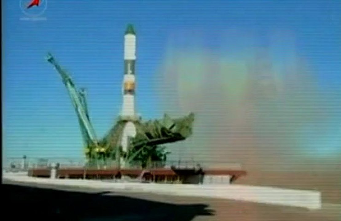 Russian rocket launches toward ISS