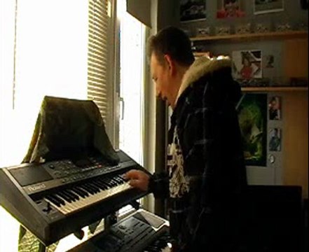 antoine et ses synthés vous présente Daniel