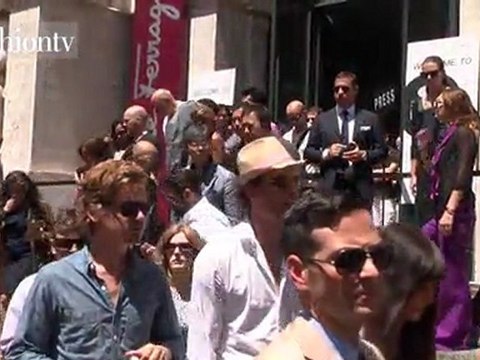 Salvatore Ferragamo Arrivals - Milan Men Spring 2012 | FTV