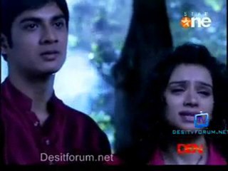 Pyaar Kii Yeh Ek Kahaani - 31st October 2011 Part 4 - www.ApnaDesi-Tv.Net
