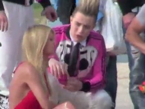 Jedward Film Baywatch-Inspired Video With Tara Reid