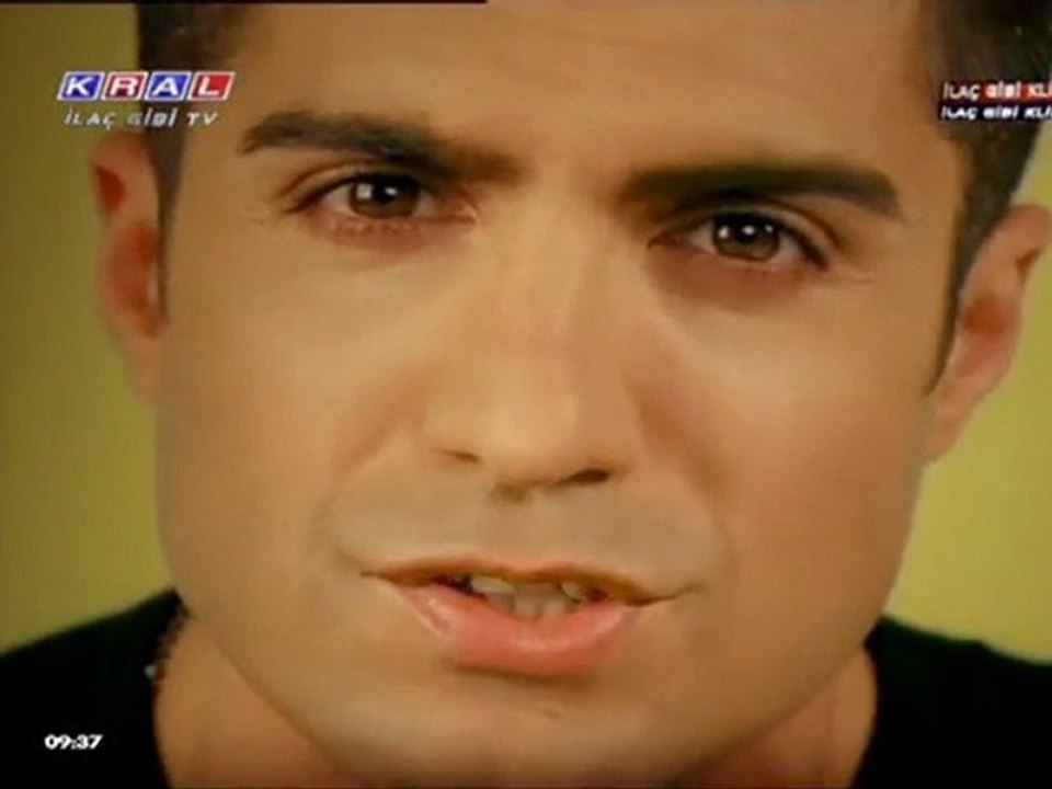 Özcan Deniz-Sevdanın Rengi