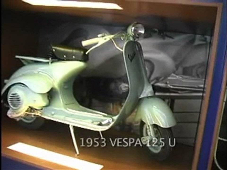 Vespa - Piaggio Scooter Müzesi - İTALYA