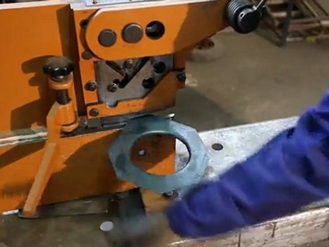 Building the Jiko Safi Jatropha Gasification Stove