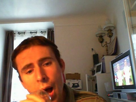 Wiwi égratigne l'irlandaise de Claude Nougaro