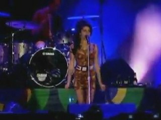 Murray trial continues with final witness, Kardashian files for divorce