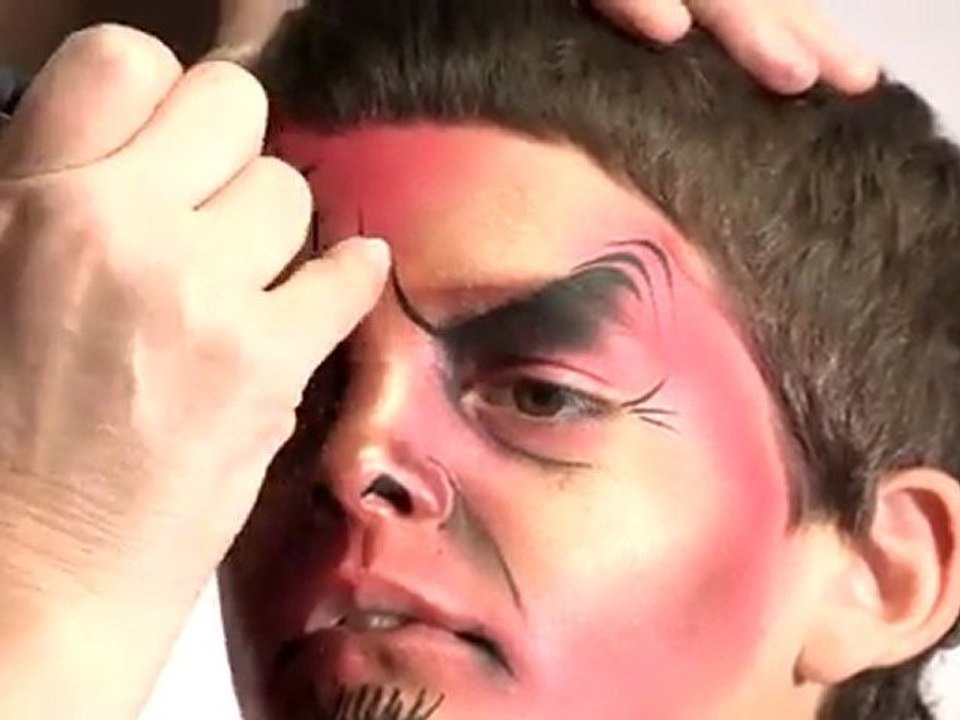 How To Do Devil Makeup