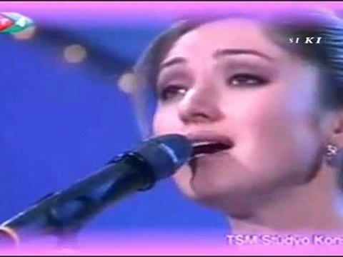 Çiğdem Yarkın - Ömrümce o saf aşkını kalbimde yaşatsam.HD