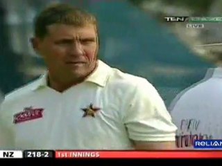 NZ ZIM 1st test day1-pt4