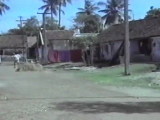 Pasam Oru Vesam-scene 14.mov