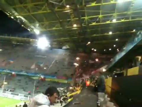 To contra.gr έξω από το γήπεδο της Ντόρτμουντ