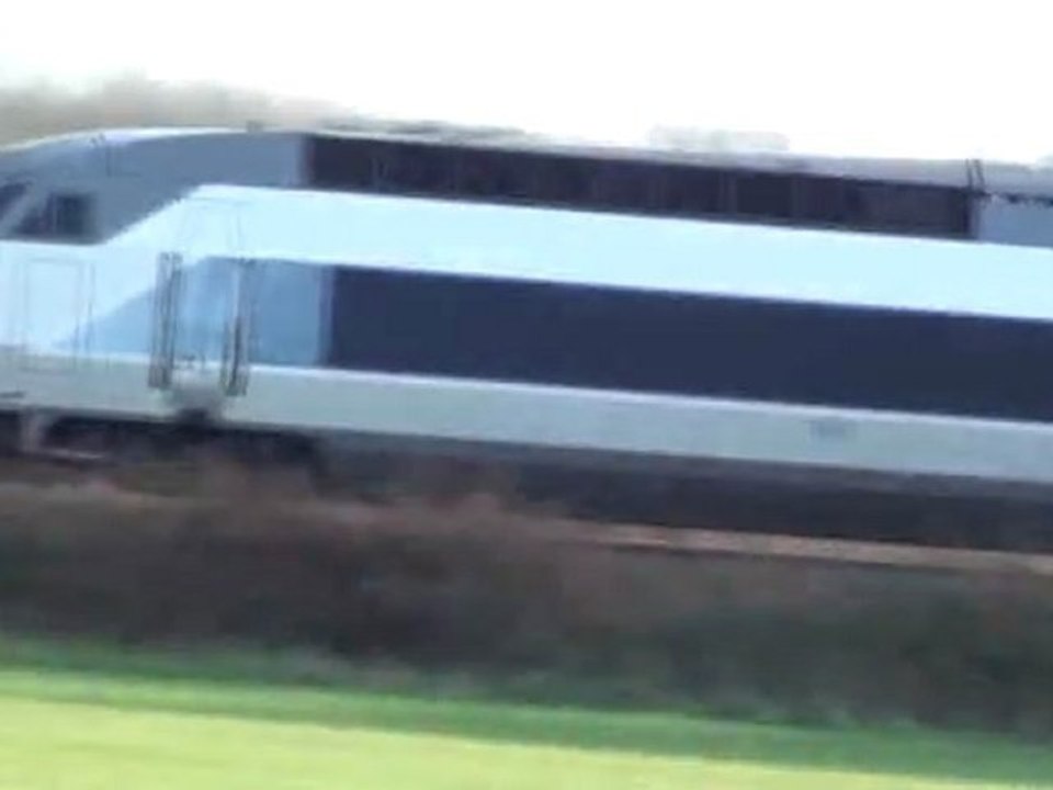TGV en cache un autre...
