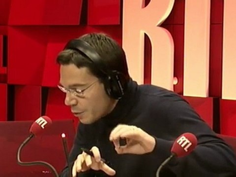 Les Carnets politiques : le PS au secours du camarade Papandréou