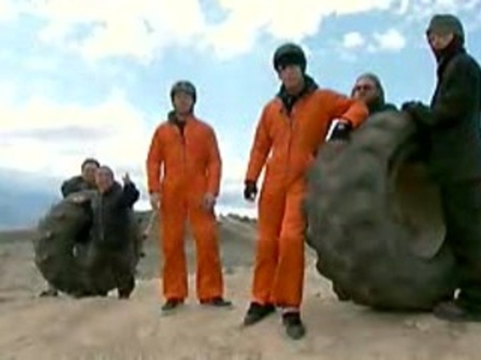 Jackass 2 - The Big Tire Race