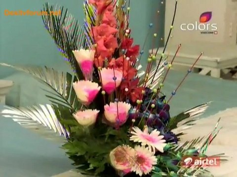 Laagi Tujhse Lagan - 2nd November 2011 Video Watch Online p2