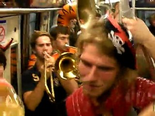 Apéro Métro Halloween avec Fanfare V12-20