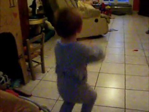 Nathan danse le serpent's egg