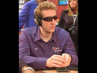 Bertrand Grospellier ElkY  - EPT6 Vilamoura PokerStars Pro Elky in the gym -  PokerStars.com