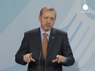 Tenso aniversario del convenio laboral entre Alemania y...