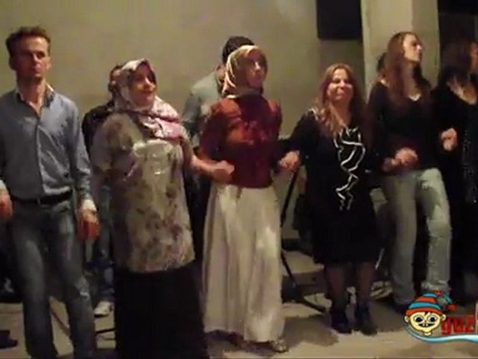 Kına Sallama horon