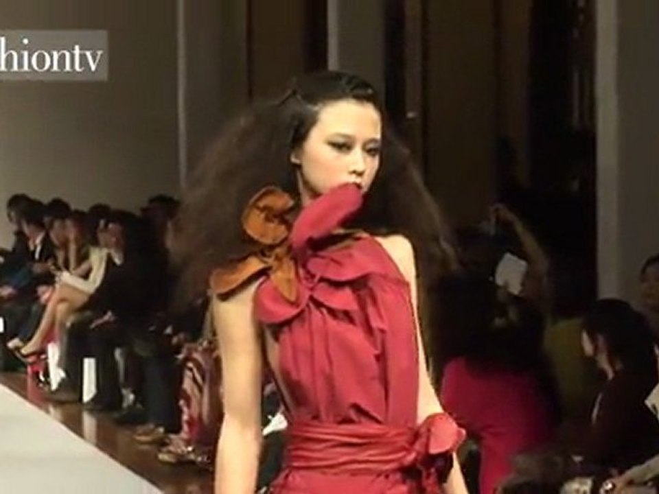 Marc Jacobs Spring 2011 Shanghai - Runway Show | FTV