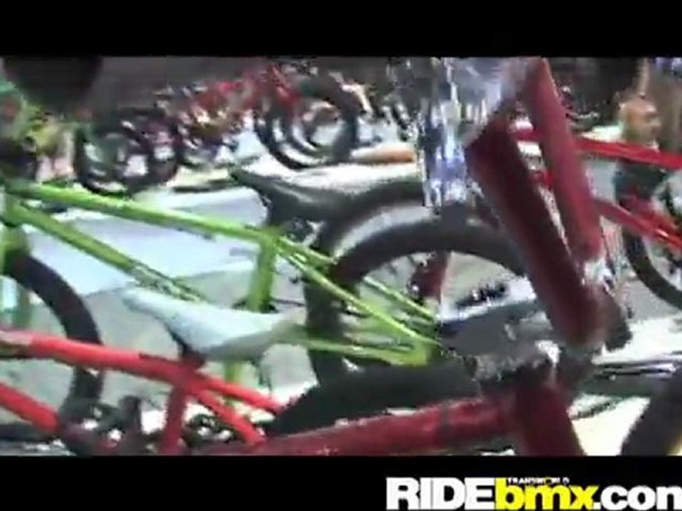 2009 Interbike - Redline