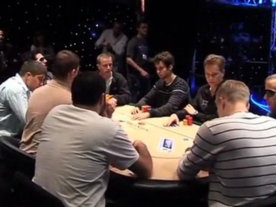 Humberto Brenes HumbertoB -  EPT Londres 08 Día 3 Consejos de Humberto Brenes  PokerStars.com