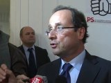 François Hollande réagit à l'annonce d'un référendum sur le plan de sauvetage de son pays décidé par l’Europe.