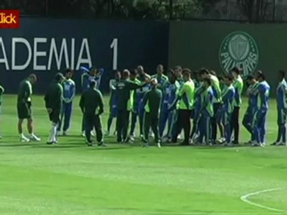 Felipão solta o verbo no Palmeiras