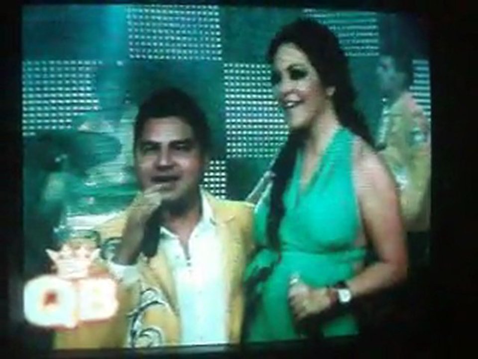 BANDA MS EN "QUE QUIERE LA BANDA"...CANTANDO MI MAYOR ANHELO 27/OCT/2011