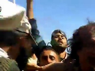 Une nouvelle vidéo montre la capture de Kadhafi -
