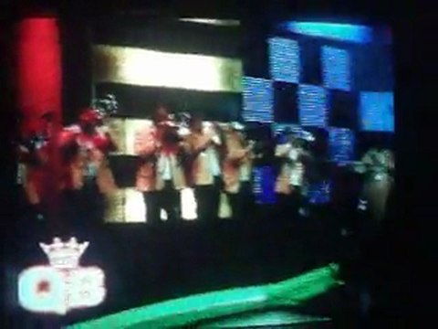 BANDA MS EN QUE QUIERE LA BANDA ...CANTANDO EL MECHON 27/OCT/2011