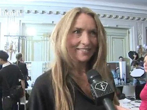 Colette Dinnigan Backstage - Paris PFW Fall 2011 | FTV