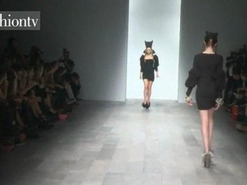 Fashion Week - PPQ Show Fall 2011 London Fashion Week | FTV