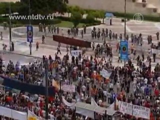 Греческая оппозиция призывает к досрочным выборам