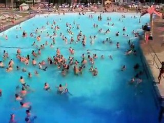 Piscine à vagues