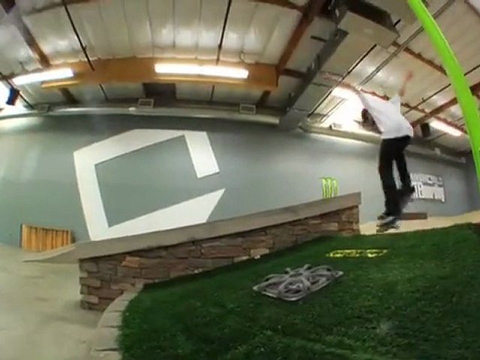 How To: Nollie Backside Heelflips With Tom Asta