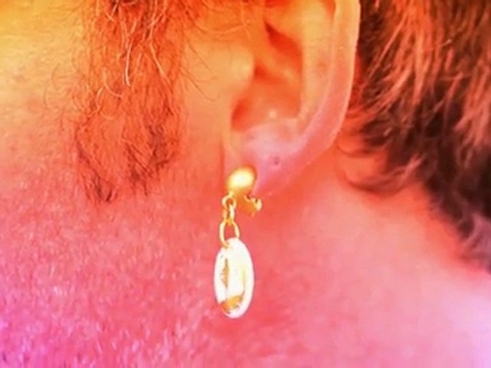 Porzellaner: Individueller Schmuck aus Porzellan