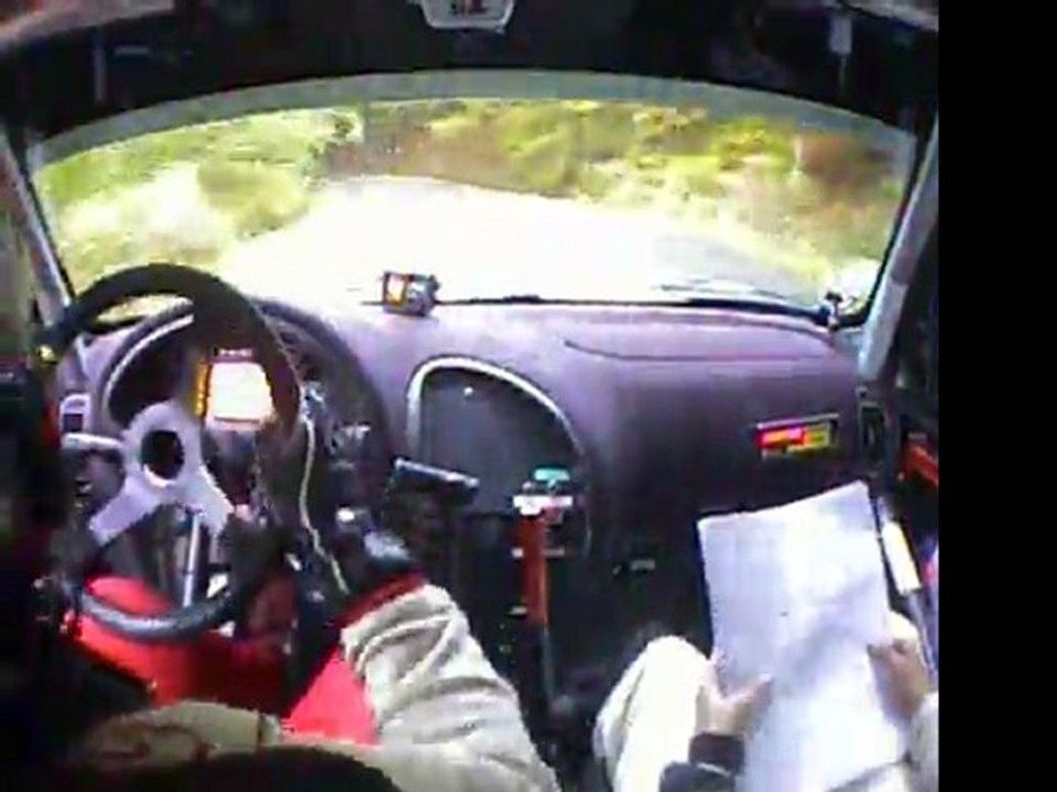 Stéphane BRUN , Charlène DENIZOU - ES4 rallye des Monts dôme 2011