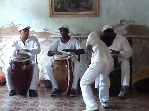 SEJOURS de SALSA,RUMBA ET PERCUSSION AFRO CUBAINE AVEC DANSACUBA.ASSURES PAR.NOTRE PROFE JOHNSON MAYET ET SA TROUPE