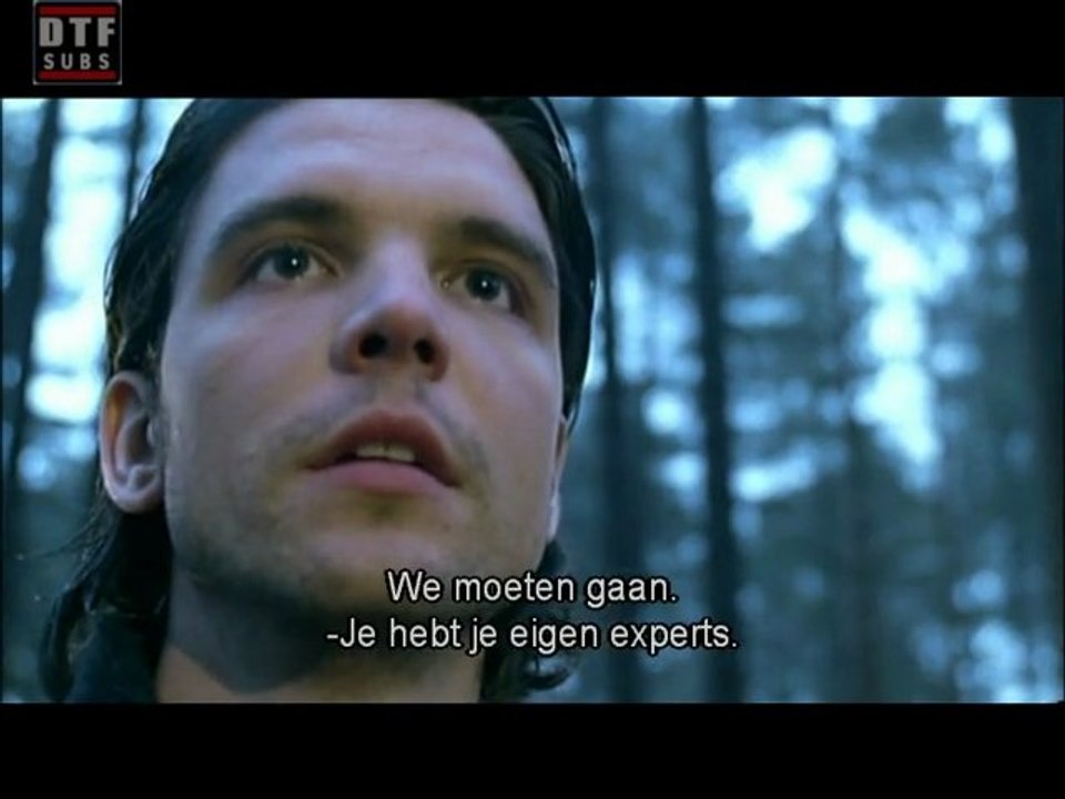 Primeval S01E01_arc