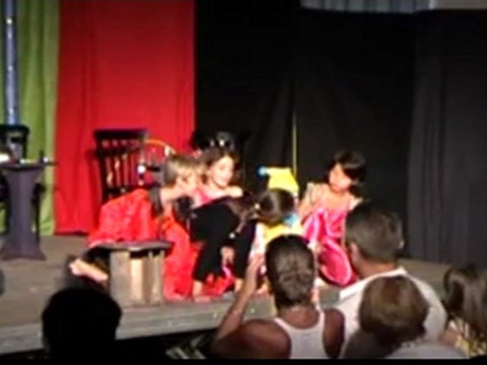 Extrait du spectacle de 2010 : Les petits