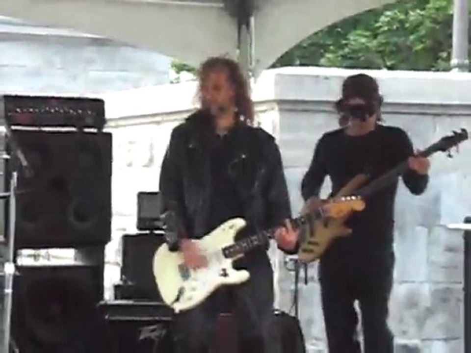 Métalmorphose Mario D Chaos et le groupe Exilium PQ. vidéo amateur filmé par Néo de Québec