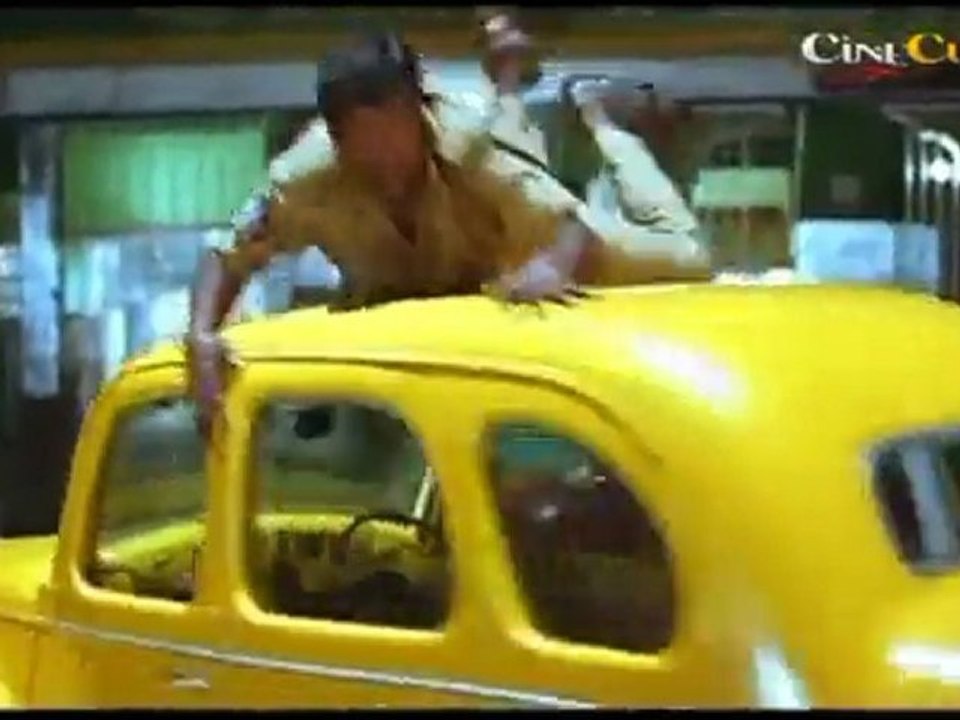 Superb Action Scene Magic Robot