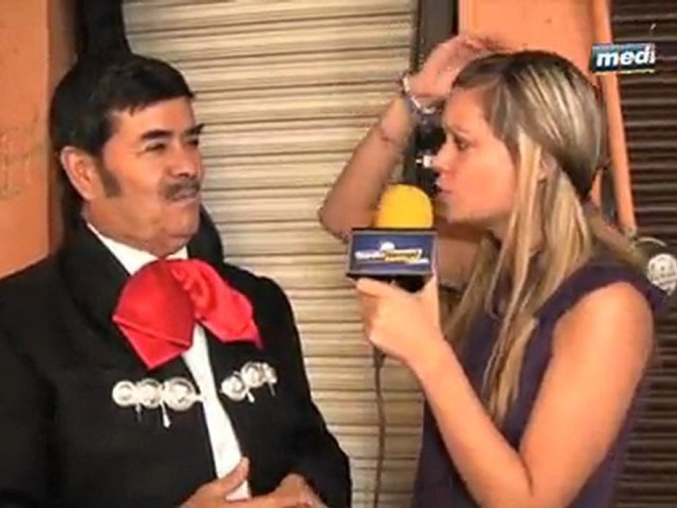 MT - Patadas Mariachi.mov