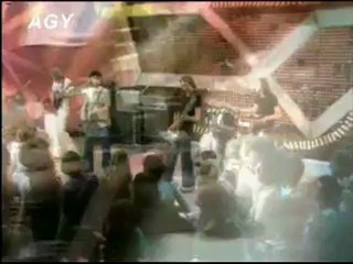 SUTHERLAND BROTHERS - WHEN THE TRAIN COME'S IN LIVE ON TOTP AGY