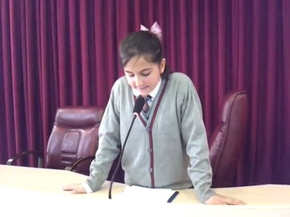 OKUL MECLİS BAŞKANI SİMGE ŞİRİN DEMİR'İN YEMİNİ