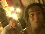 Orishas en el Estudio con El Mola grabando la canción 