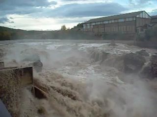 crue du Tarn 5 novembre 2011 008